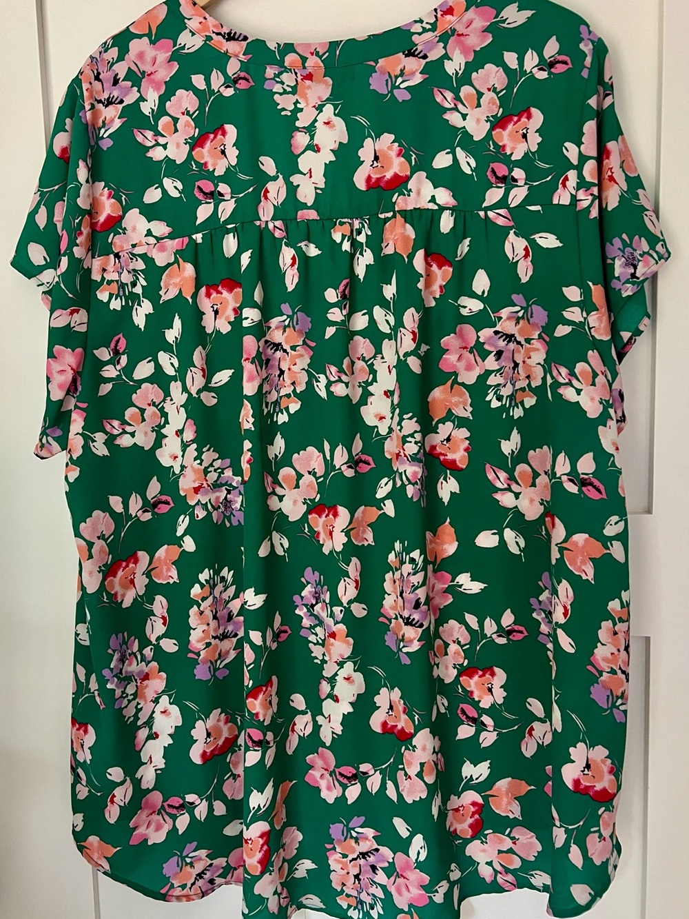 Torrid Size 3 Green Garden Floral High Low Blouse Plus Size 22 24 - Picture 3 of 11